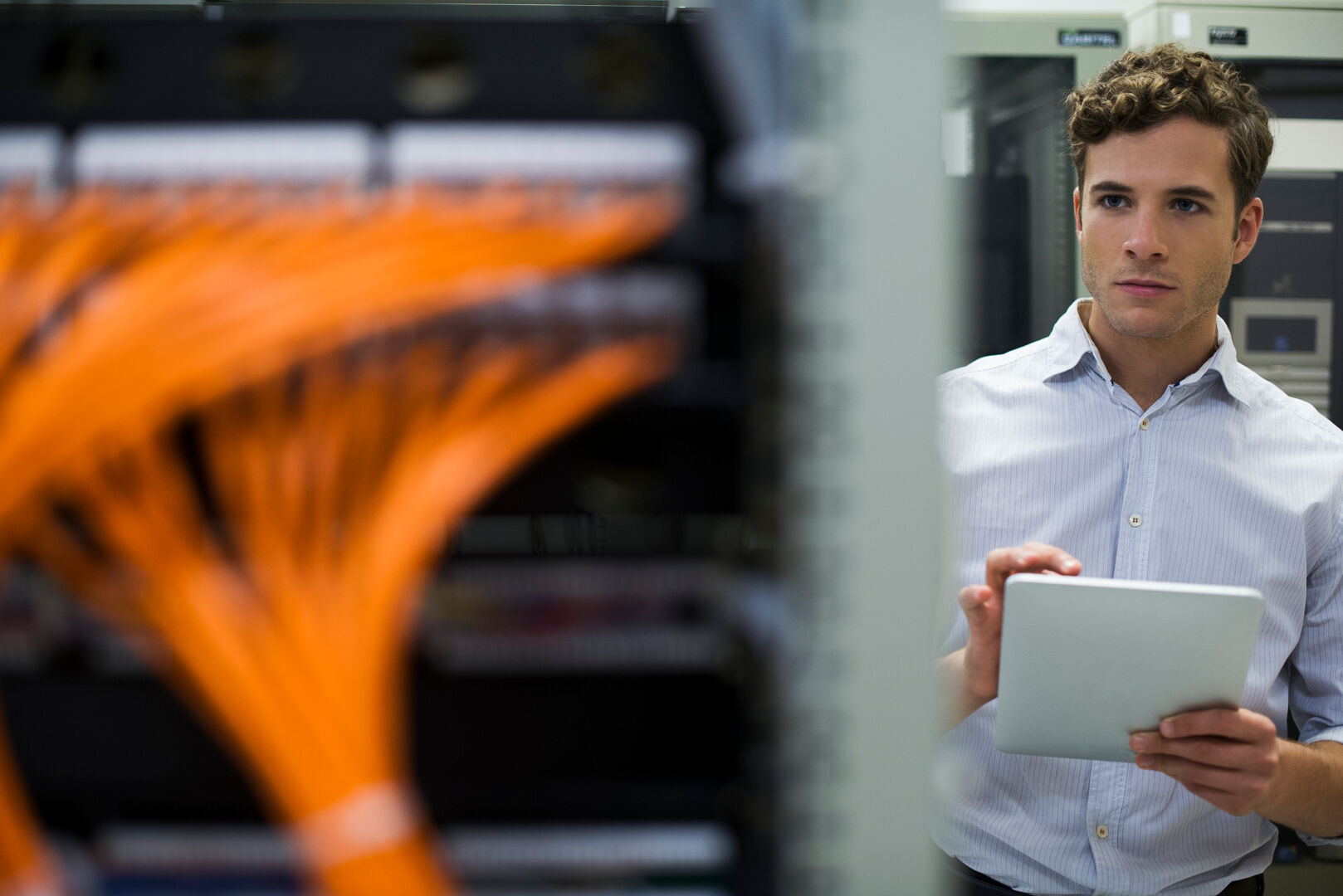 In 2024, Data Center Efficiency Will Overcome AI-Fueled Build-Out Challenges